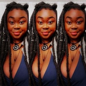 Meet your Posher, Daisy briellea